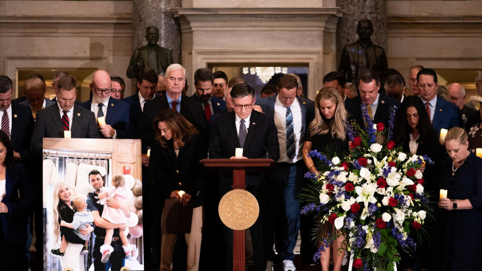 Así fue la vigilia celebrada en el Capitolio en homenaje a Charlie Kirk sin presencia demócrata