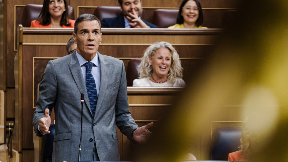 Nuevo cara a cara de Sánchez y Feijóo en plena polémica por el boicot a ...
