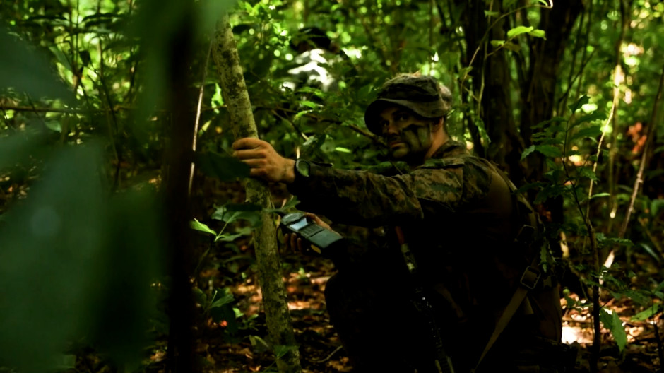 Soldados en la selva panameña