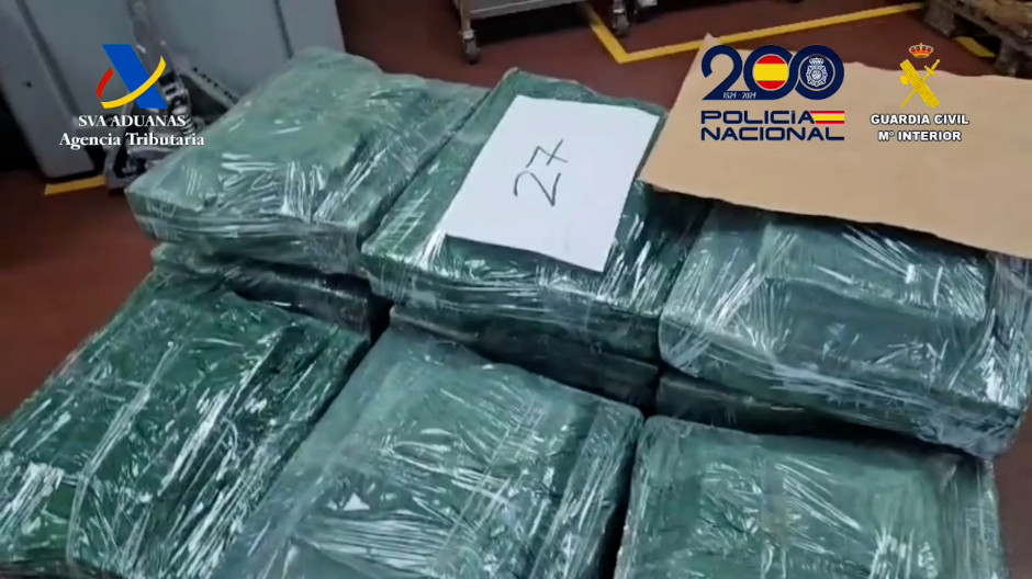 Intervenidas dos toneladas de cocaína escondidas entre fruta en el puerto de Valencia