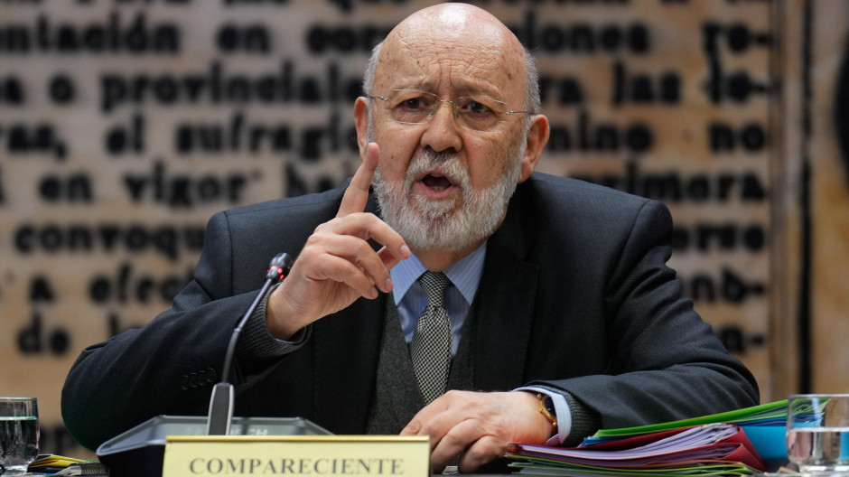 El presidente del Centro de Investigaciones Sociológicas (CIS), José Félix Tezanos, este martes en el Senado