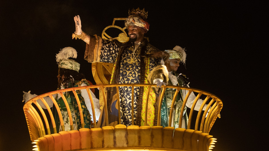 Sigue la cabalgata de Reyes 2026 de Madrid en directo