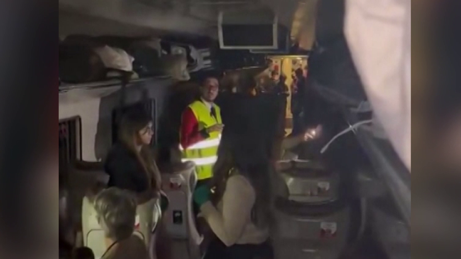 El aplaudido discurso de un trabajador de Iryo en mitad de la tragedia en Córdoba: "Confiad en nosotros, permaneced juntos"