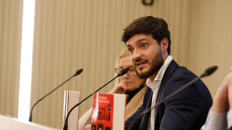 Alejandro Entrambasaguas, en la presentación de su libro 'La Sagrada Familia', en el CEU