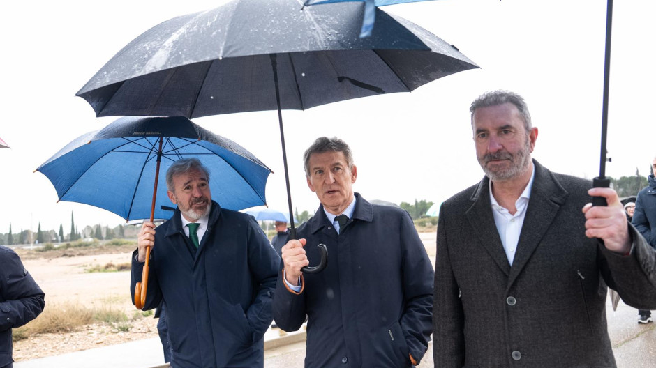 Jorge Azcón y Alberto Núñez Feijóo este miércoles en Aragón