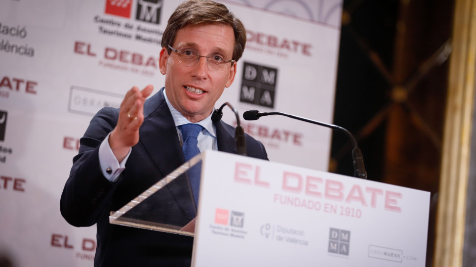 Los dos planes que está deseando hacer José Luis Martínez Almeida con su hijo Lucas