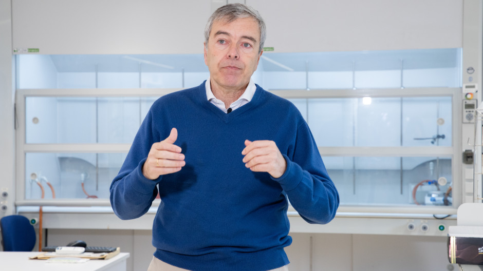 El químico de la Universidad San Pablo CEU, Javier Pérez Castells