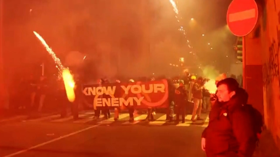 Tensión en Milán por las protestas entre la policía y manifestantes contra los JJ.OO de Invierno