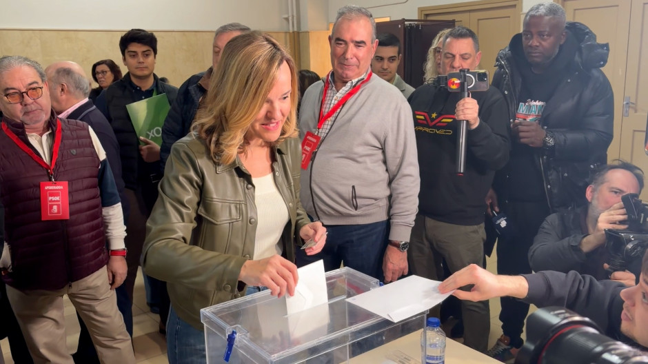 Alegría ejerce su derecho al voto en las elecciones de Aragón