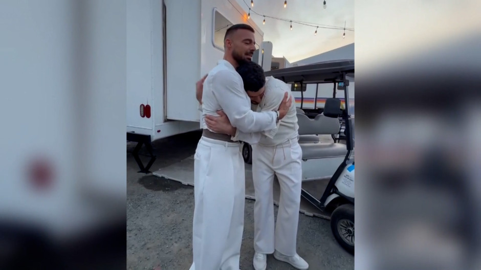 Ricky Martin emocionado tras participar en el espectáculo del Super Bowl con Bad Bunny