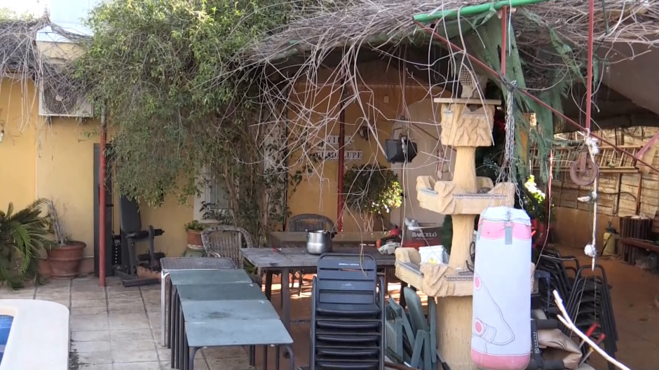 Imágenes de la casa donde una mujer fue retenida y agredida por su pareja durante dos años