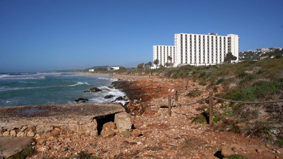 Los temporales hacen desaparecer casi toda la arena de las playas del sur de Menorca
