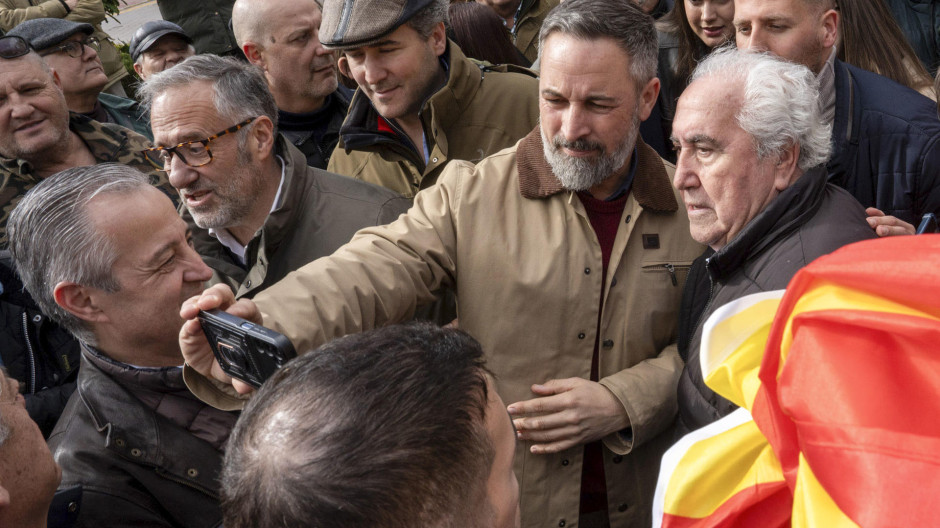 DIRECTO | Santiago Abascal participa en un mitin en Salamanca junto a Carlos Pollán