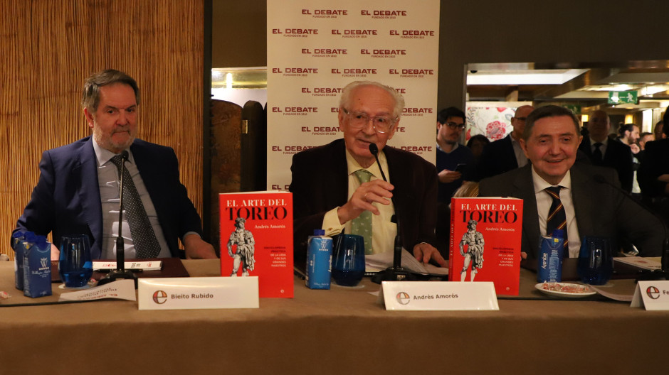 Bieito Rubido y Jiménez Losantos presentan el libro de Amorós 'Se canta lo que se pierde'