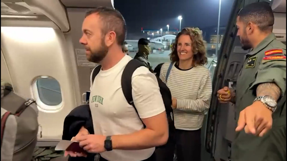 Españoles repatriados desde Omán vuelan a la Base Aérea de Torrejón