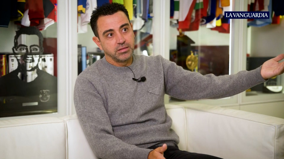 Xavi Hernández, durante su entrevista con La Vanguardia
