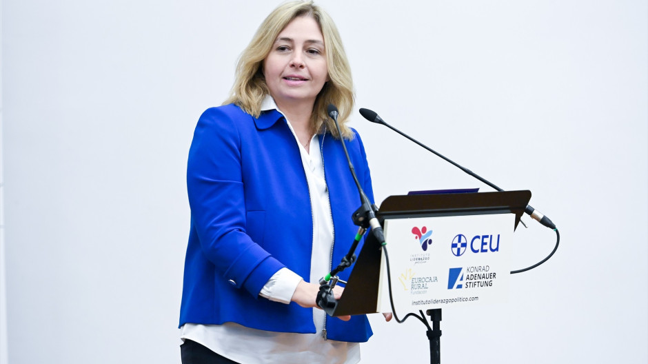 Inma Sanz: «El Instituto de Adicciones de Madrid atiende a 12.000 personas al año»