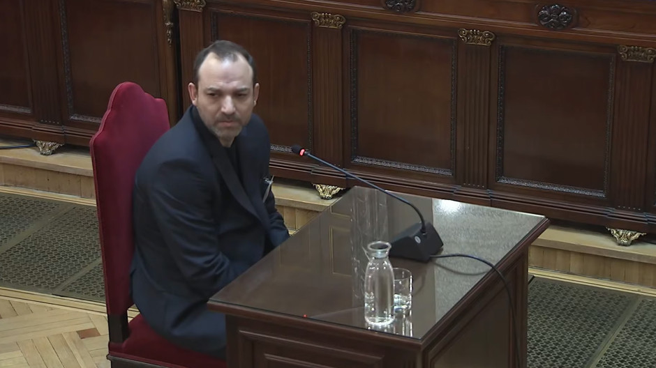 Víctor Ábalos asegura haber dejado dinero a su padre: «Le hice un préstamo personal de 20.000 €»