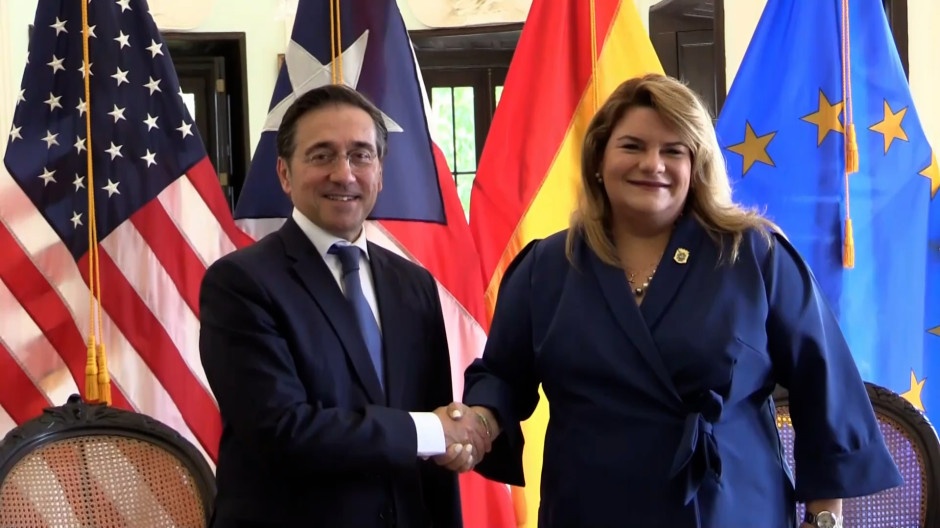 Albares junto a la Gobernadora de Puerto Rico, Jennifer González
