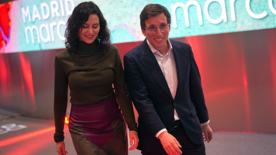 Ayuso y Almeida celebran sus tres años de legislatura con una fiesta mitin en el parque de Berlín, en directo