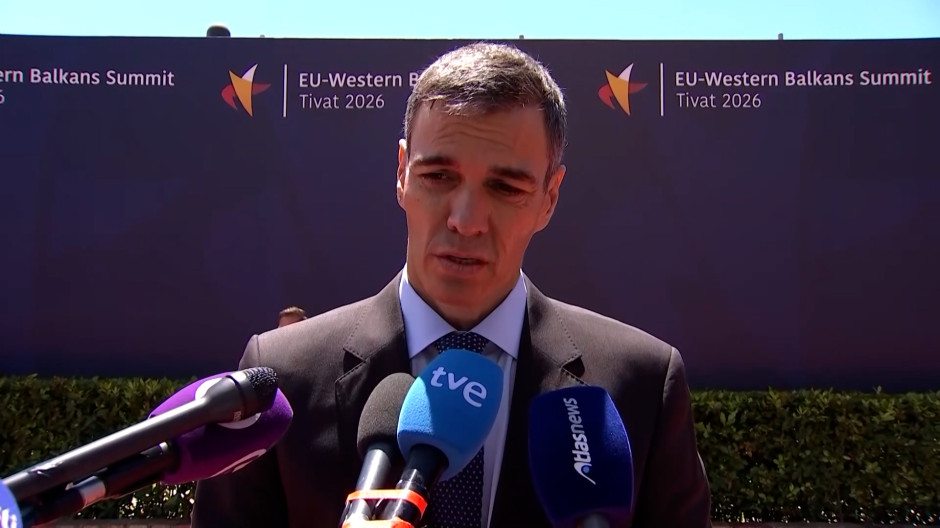 Sánchez respalda a la directora de la Guardia Civil que mintió y niega ser el «one» de la trama
