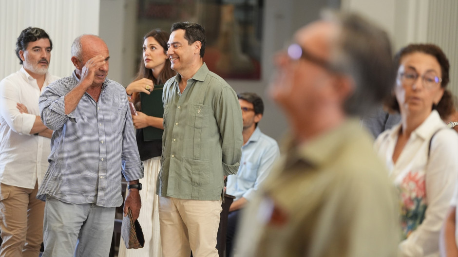 EuropaPress_7623606_presidente_funciones_junta_andalucia_juanma_moreno_4i_coincide_portavoz_vox