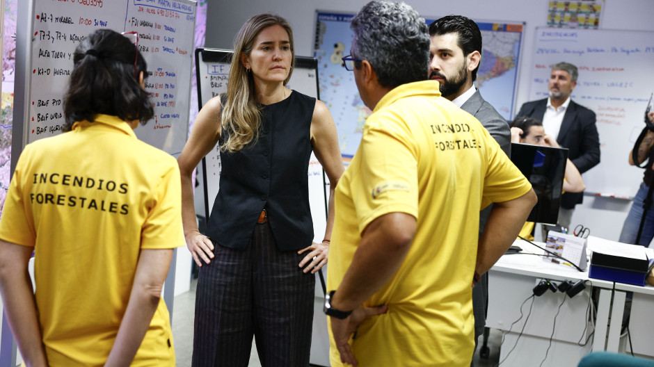 La vicepresidenta tercera del Gobierno y ministra para la Transición Ecológica y el Reto Demográfico, Sara Aagesen, en su visita
