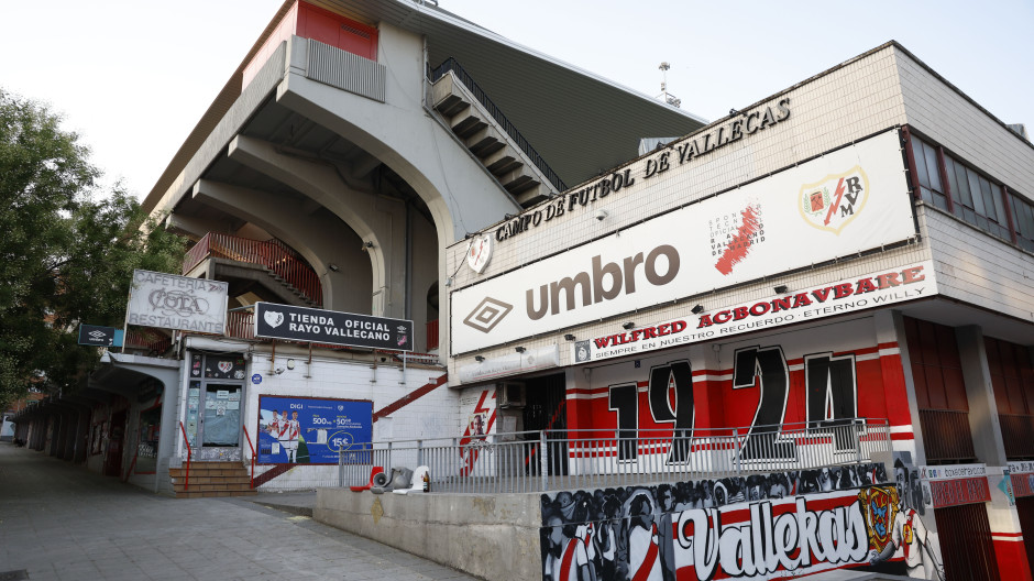 Vista del exterior del estadio de Vallecas donde juega el Rayo Vallecano