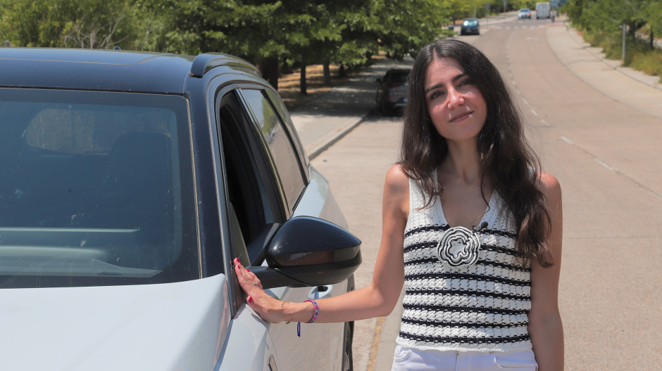 ¿A qué hora del día debo ir a repostar mi coche para ahorrar dinero en combustible?