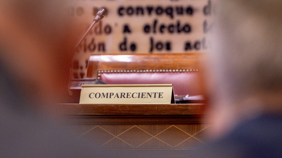 El asiento vacío del ministro del Interior, Fernando Grande-Marlaska, durante la comparecencia prevista ante la Comisión de Interior