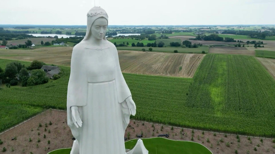 Polonia inaugura la estatua de la Virgen María más grande de Europa