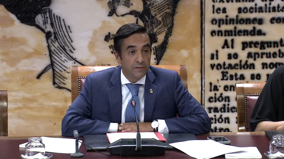 El PP recrimina a Robles por faltar al Senado: «Ningún gobierno está por encima de las Cortes»