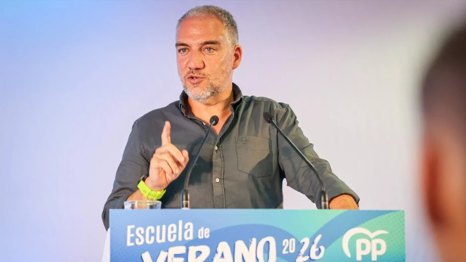 DIRECTO | Elías Bendodo informa sobre asuntos de actualidad junto a la presidenta del PP de Málaga