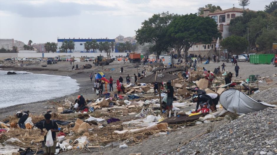 El asentamiento improvisado de la playa del Trampolín, a 20 de agosto de 2026