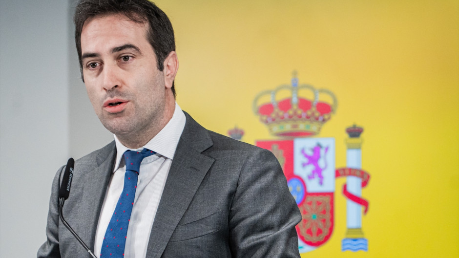 DIRECTO | Carlos Cuerpo comparece tras reunirse con el presidente de Ceuta, Juan Jesús Vivas