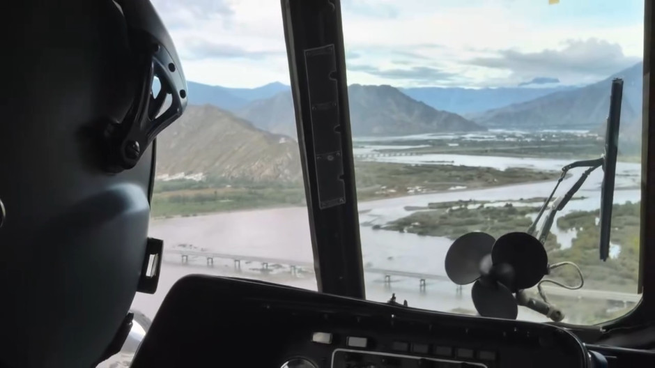 El Ejército de Nepal rescata con vida a 123 personas tras la riada en la frontera con el Tíbet