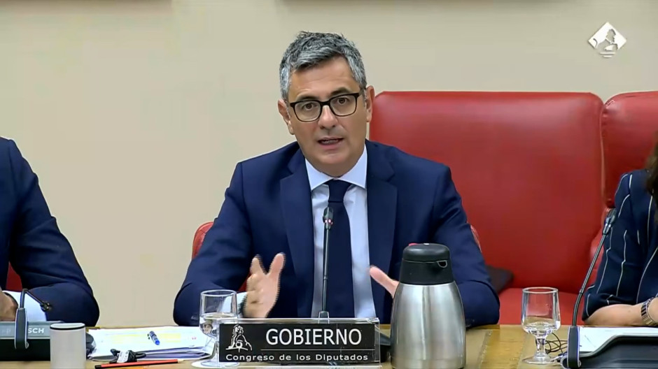 Bolaños defiende que "un día de trabajo" de Sánchez en agosto es "mucho más" que el de los diputados