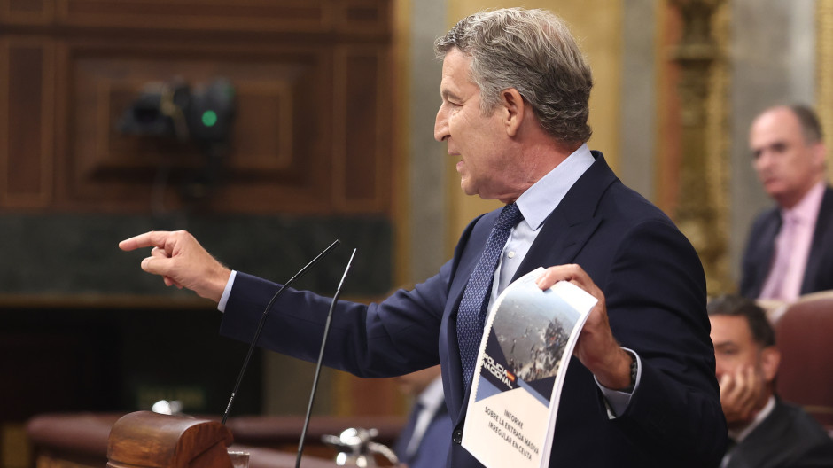 Feijóo exige a Sánchez disolver las Cortes: «La va a pagar ante la justicia y ante las urnas»