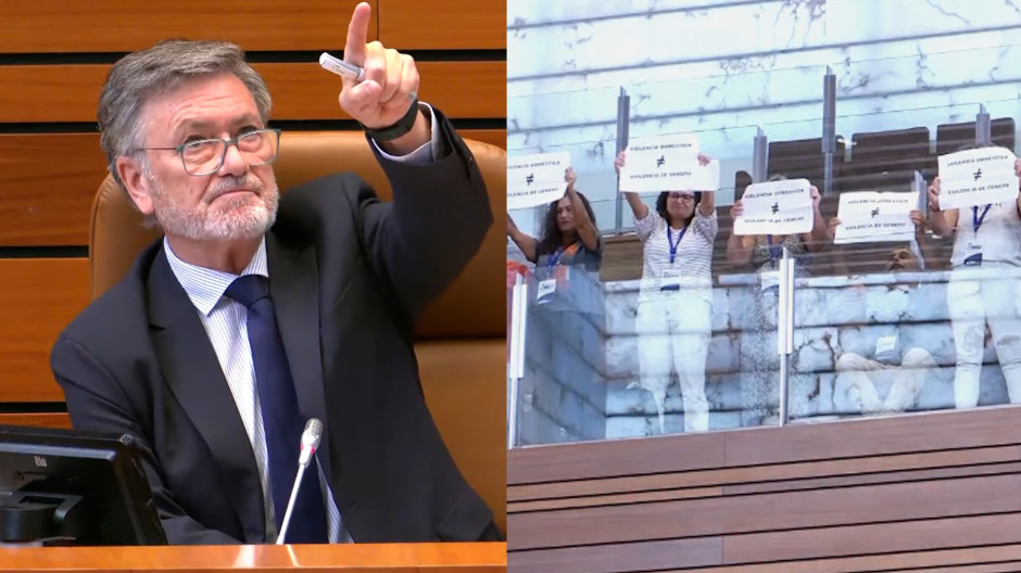 El presidente del pleno expulsa a un grupo de feministas