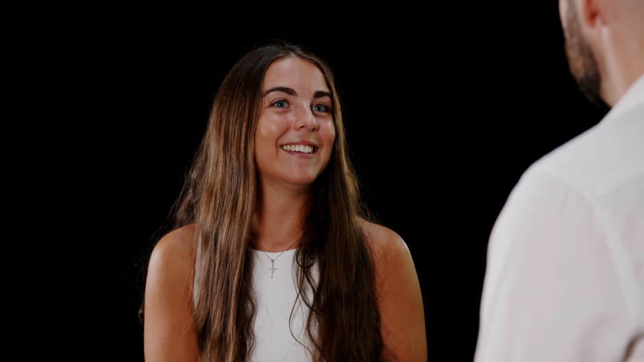 Zona AntiWoke, con Andrea Payán: «El feminismo ve negativo todo lo masculino"