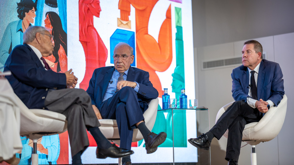 Rodolfo Martín Villa, Alfonso Guerra y Emiliano García-Page