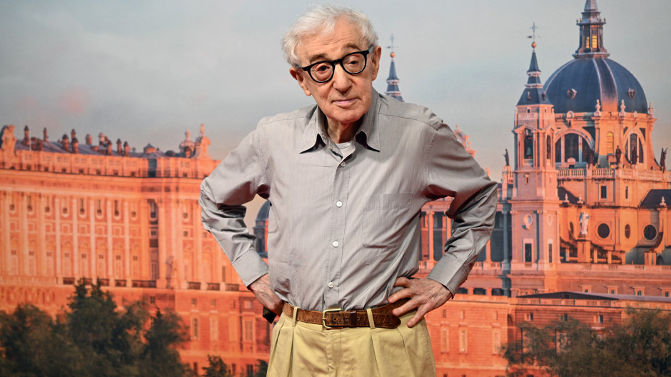 El director Woody Allen posa en el photocall durante la presentación del rodaje de su nueva película