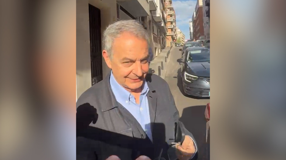 Zapatero se reúne con el exministro Miguel Sebastián en el restaurante Urumea