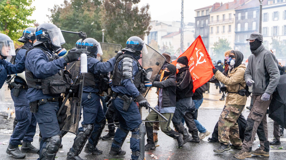 París, tras un sábado convulso de manifestaciones violentas