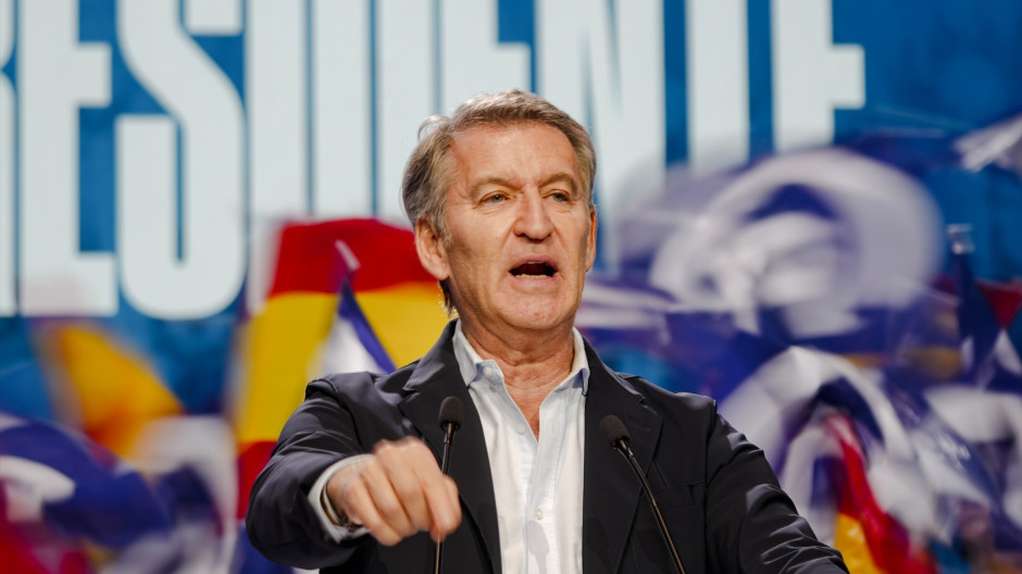Intervención del presidente del PP, Alberto Núñez Feijóo en un acto en Vigo