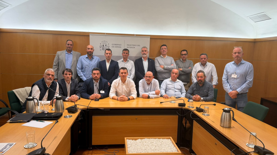 Policías y Guardias Civiles se encierran en el ministerio ante la negativa a ser profesión de riesgo