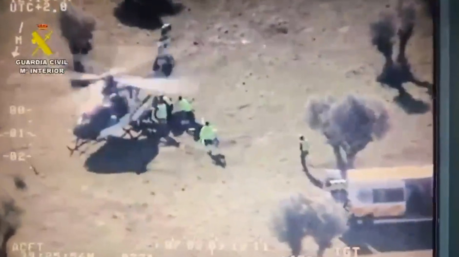 La Guardia Civil despliega unidades de rescate y evacúa en helicóptero a un herido al 12 de Octubre