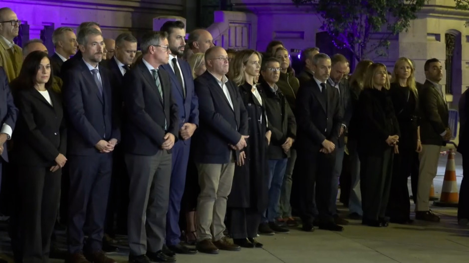Los minutos de silencio por toda España en memoria de los fallecidos en el accidente ferroviario