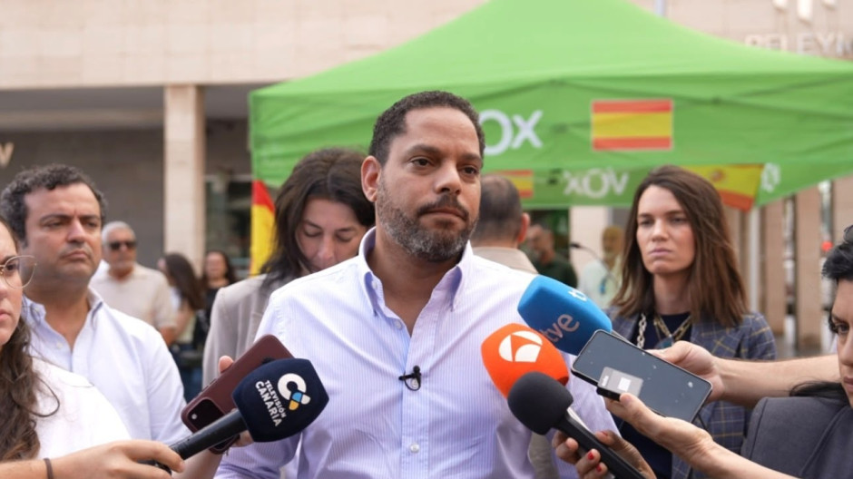 El secretario general de Vox, Ignacio Garriga, en un acto con simpatizantes en Las Palmas de Gran Canaria