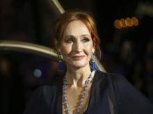 cultura/20261022/jk-rowling-reafirma-posicion-hacia-activismo-trans-pese-amenazas-recibidas_472512